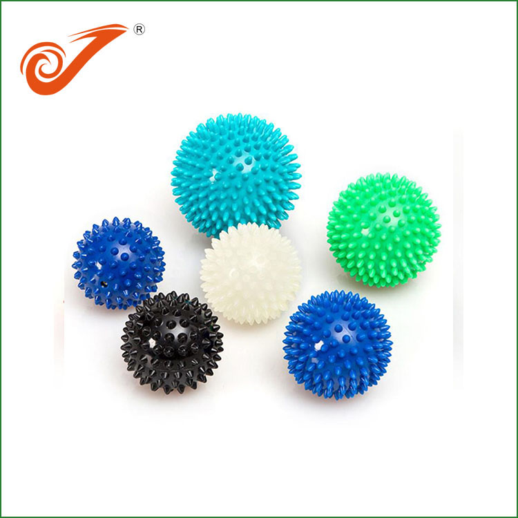 What are the characteristics and advantages of PVC small hard massage balls?